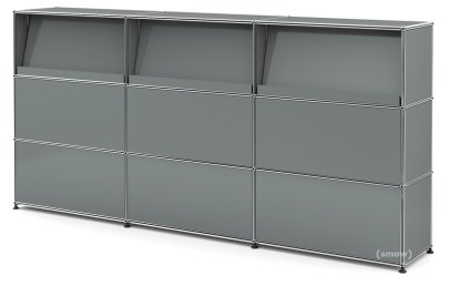 Comptoir d’accueil USM Haller version 2 (avec tablettes inclinées), Gris moyen RAL 7005, 225 cm (3 éléments), 35 cm
