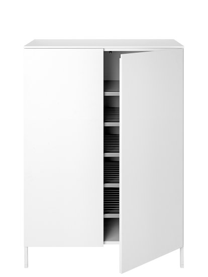 Commode Urban, Avec 2 portes, Avec fond de chaussure en tôle perforée, Avec piétement