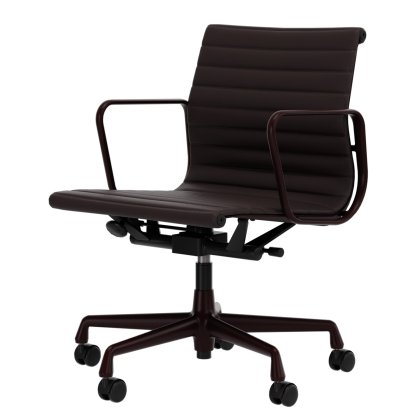 Aluminium Chair EA 117, Aluminium revêtu par poudre couleur bordeaux foncé, Cuir (Standard), Prune