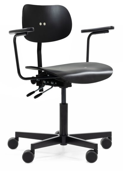 Chaise pivotante S 197 R20, Avec accoudoirs, Hêtre teinté noir, Poudre noir mat, Roulettes doubles noir pour sols durs