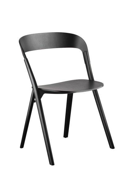 Chaise Pila, Frêne teinté noir