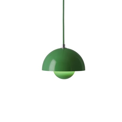 Suspension Flowerpot VP10, Signal green