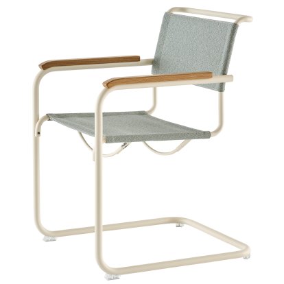 Chaise Cantilever S 33 / S 34 V Soft, Accoudoirs en chêne huilé, Blanc perle mat revêtu par poudre, Tissu cento ray - bleu clair, Patins en plastique transparent avec feutre