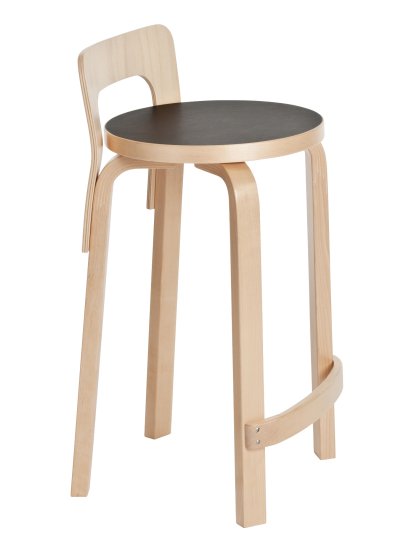 Chaise haute K65, Assise linoléum noir, pieds bouleau laqué nature